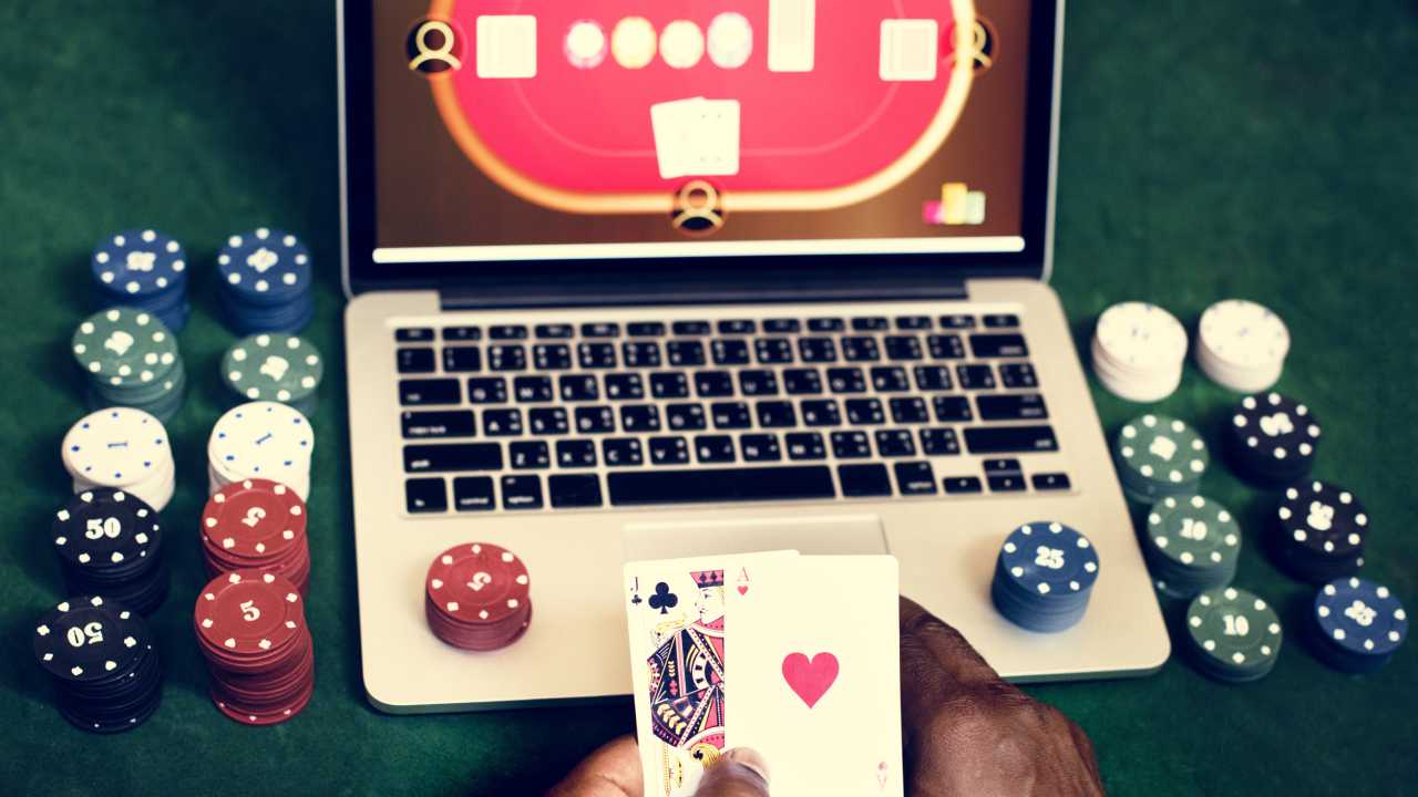 Playing Online Casino Games in Risk-Free Demo Mode – Advantages and Features
